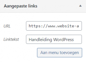 Bij de optie linktekst vul je de naam in die je wil laten zien in het menu aan de voorzijde van je WordPress website. Aangepaste link